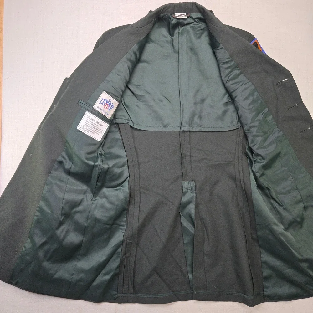 VTG Military Uniform Army Coat DeRossi & Son 37L Mens Green Specialist Patch USA